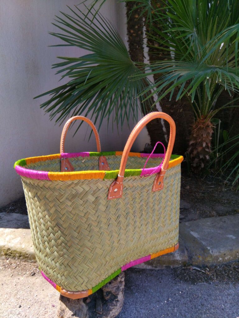 Panier en raphia, panier en paille