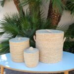 Panier de rangement en raphia